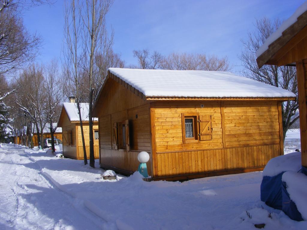 Camping La Motte Flottante La Freissinouse エクステリア 写真