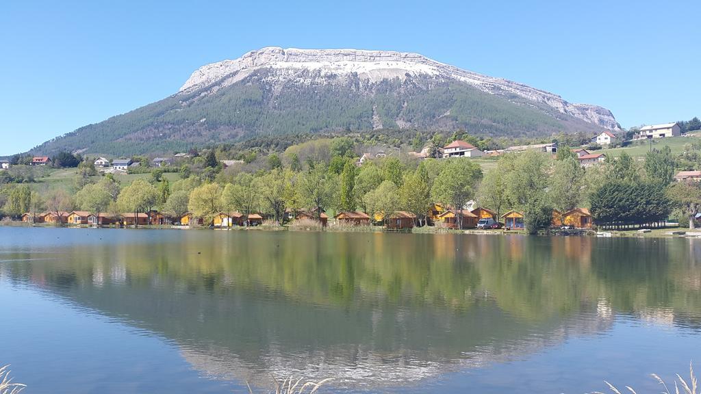 Camping La Motte Flottante La Freissinouse エクステリア 写真